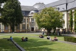 Bucerius Law School, Hamburg, Germany and WHU – Otto Beisheim School of Management, Vallendar, Germany