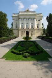  University of Warsaw, Poland, Institute of Political Science 
